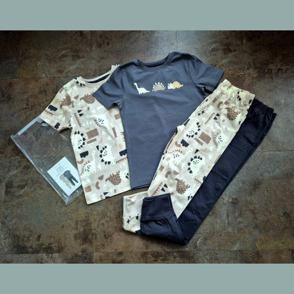 George Jungen Set 2 Schlafanzüge Pyjamas Dinos Shirt Hose braun grau neu 5-6/110-116