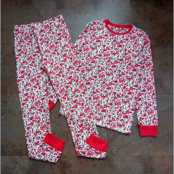 Next Mädchen Set Schlafanzug Pyjama Blumen rot weiß neu 7-8/122-128